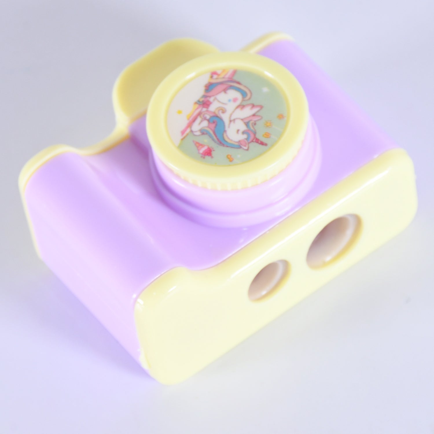 Camera Shape Pencil Sharpener – Stylish & Lightweight Manual Sharpener for Kids & Office Use (1 Pc)