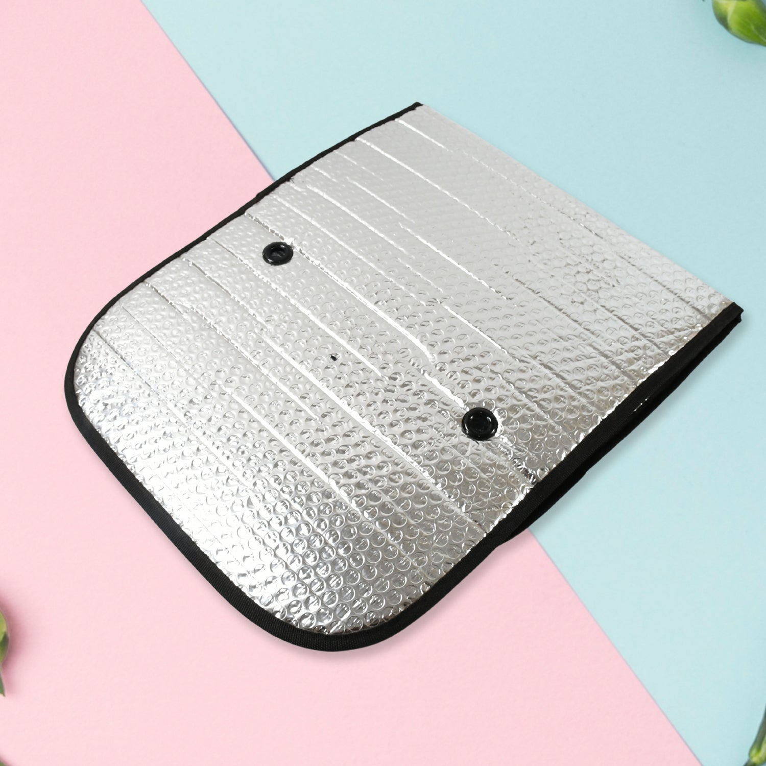 Car Windshield Sun Shade, Blocks UV Rays Sun Visor Protector, Keeps Your Vehicle Cool Sunshade for Cars, SUVs, Trucks, and Vans (107×45 Cm)